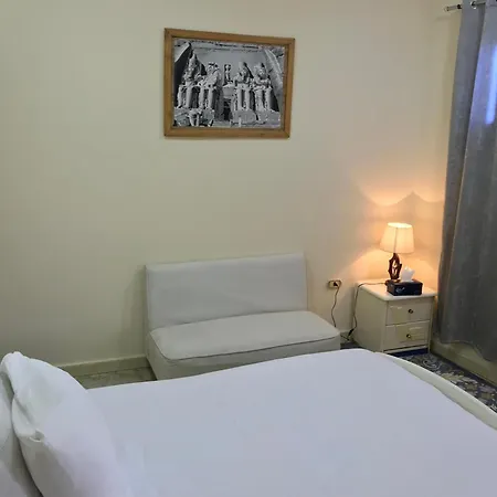 Sakkara Pyramid Inn Hotel-2